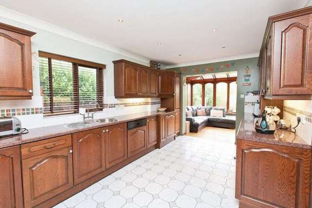  Image of 4 bedroom Detached house for sale in Eastwood Rise Eastwood Leigh-on-Sea SS9 at Eastwood Rise  Leigh-On-Sea, SS9 5BU
