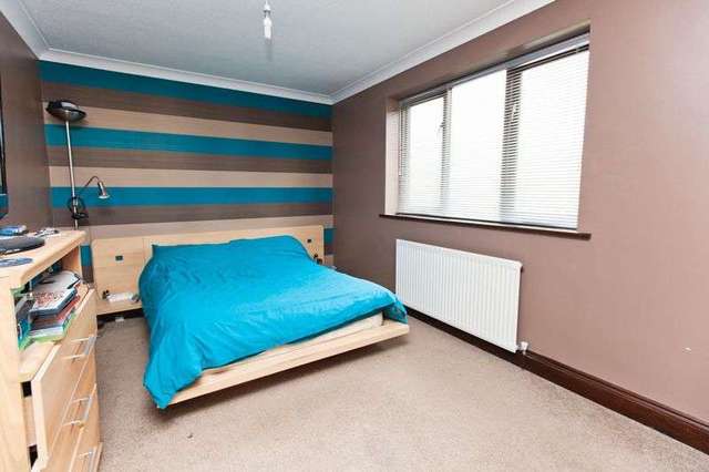  Image of 4 bedroom Detached house for sale in Eastwood Rise Eastwood Leigh-on-Sea SS9 at Eastwood Rise  Leigh-On-Sea, SS9 5BU