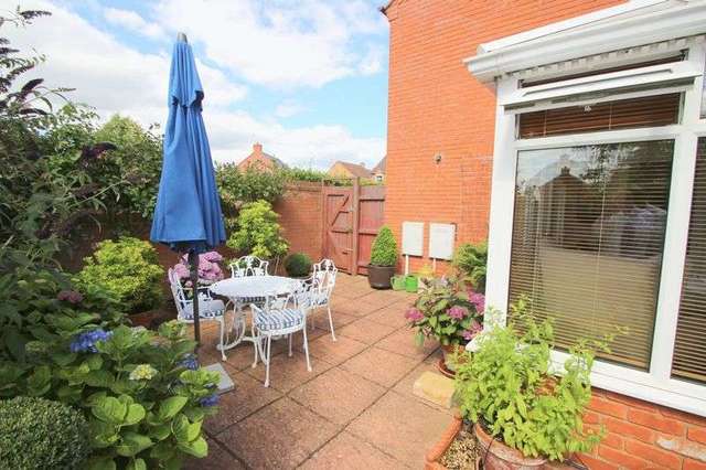  Image of 3 bedroom Detached house for sale in Ebsdorf Close Bidford-on-Avon Alcester B50 at Ebsdorf Close  Bidford on Avon, B50 4FQ