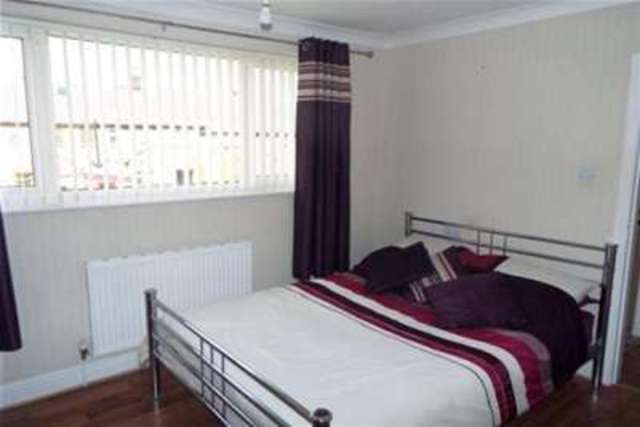  Image of 1 bedroom Flat to rent in Eden Street Bolton BL1 at Bolton, BL1 6NL