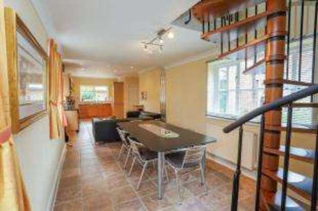  Image of 5 bedroom Detached house for sale in Edenbridge Close Weston Crewe CW2 at Weston Crewe Chorlton, CW2 5QU