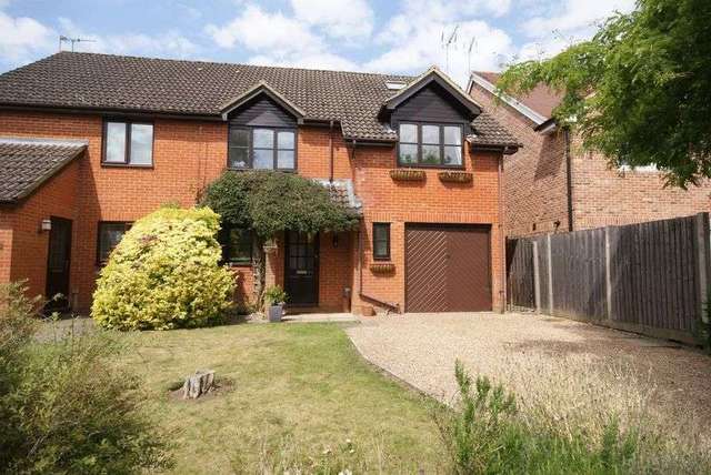  Image of 5 bedroom Detached house for sale in Eggars Field Bentley Farnham GU10 at Eggars Field Bentley Farnham, GU10 5LD