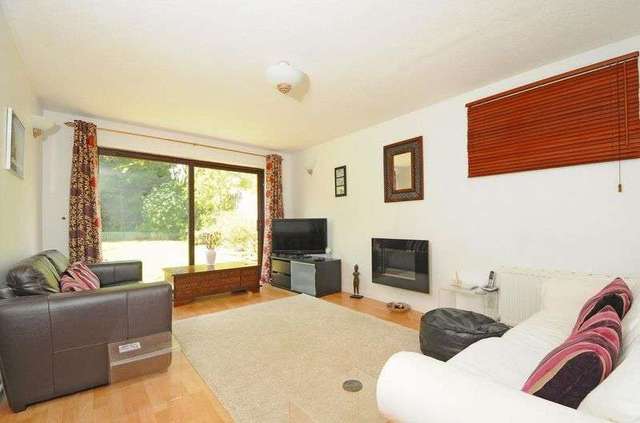  Image of 5 bedroom Detached house for sale in Eggars Field Bentley Farnham GU10 at Eggars Field Bentley Farnham, GU10 5LD