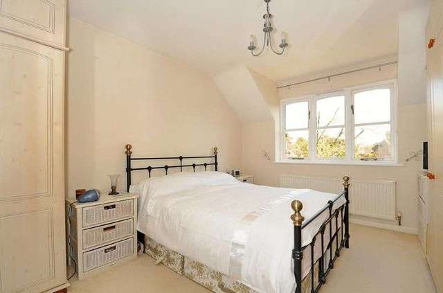  Image of 5 bedroom Detached house for sale in Eggars Field Bentley Farnham GU10 at Eggars Field Bentley Farnham, GU10 5LD