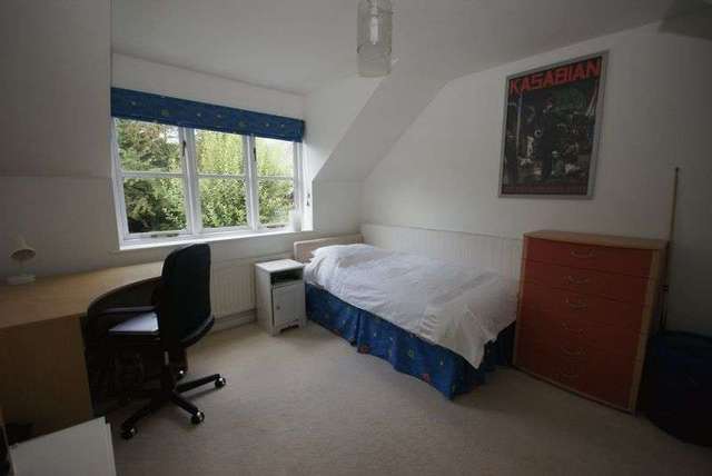  Image of 5 bedroom Detached house for sale in Eggars Field Bentley Farnham GU10 at Eggars Field Bentley Farnham, GU10 5LD