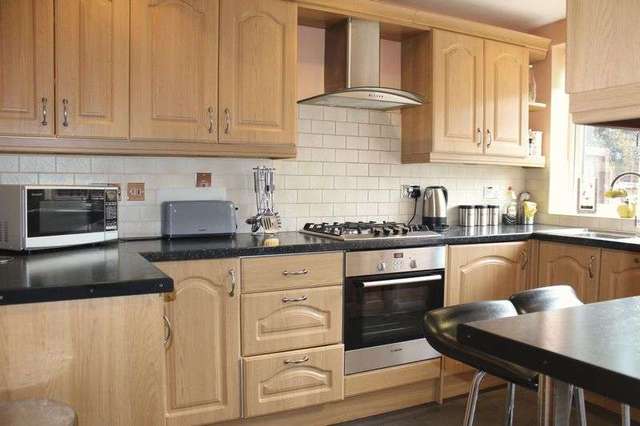  Image of 2 bedroom Flat to rent in Cedar Court Egham TW20 at Cedar Court  Egham, TW20 9DB