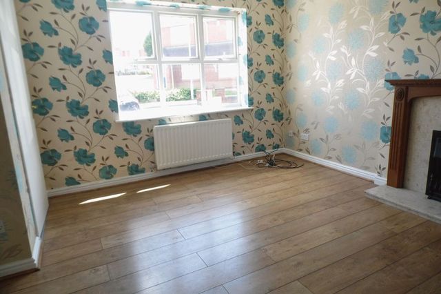 Image of 3 bedroom Detached house to rent in Eliot Croft Coseley Bilston WV14 at Eliot Croft  Bilston, WV14 8DG