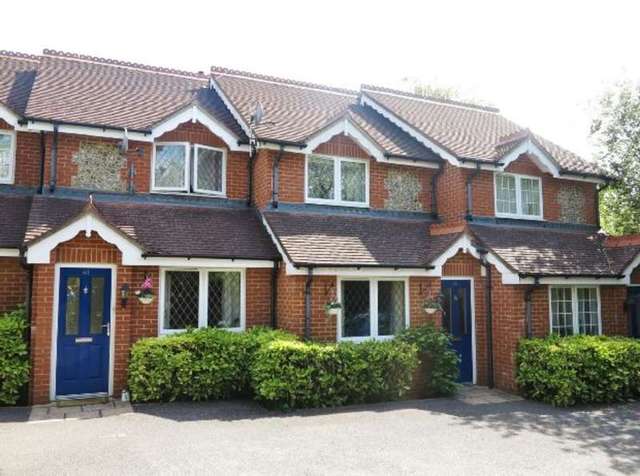  Image of 2 bedroom Terraced house for sale in Elm Lane Lower Earley Reading RG6 at Elm Lane  Reading, RG6 5UE