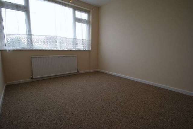  Image of 2 bedroom Terraced house to rent in Elmhurst Gardens Long Ashton Bristol BS41 at Elmhurst Gardens Long Ashton Bristol, BS41 9AY
