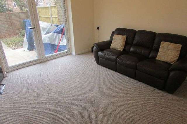  Image of 2 bedroom Flat to rent in Evesham Walk Basingstoke RG24 at Evesham Walk  Basingstoke, RG24 9BJ