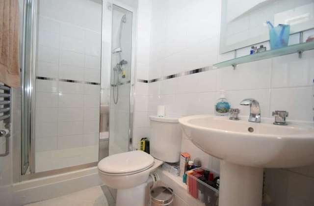  Image of 3 bedroom Terraced house to rent in Ferry Way Cholsey Wallingford OX10 at Cholsey, OX10 9JX
