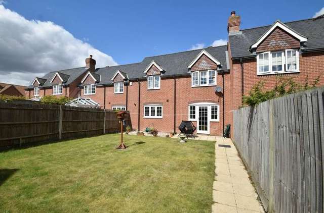  Image of 3 bedroom Terraced house to rent in Ferry Way Cholsey Wallingford OX10 at Cholsey, OX10 9JX