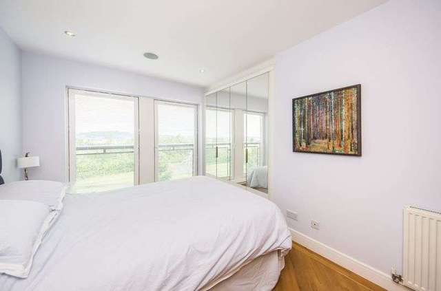  Image of 2 bedroom Flat for sale in Meggetland View Edinburgh EH14 at Meggetland View Craiglockhart Edinburgh, EH14 1XT