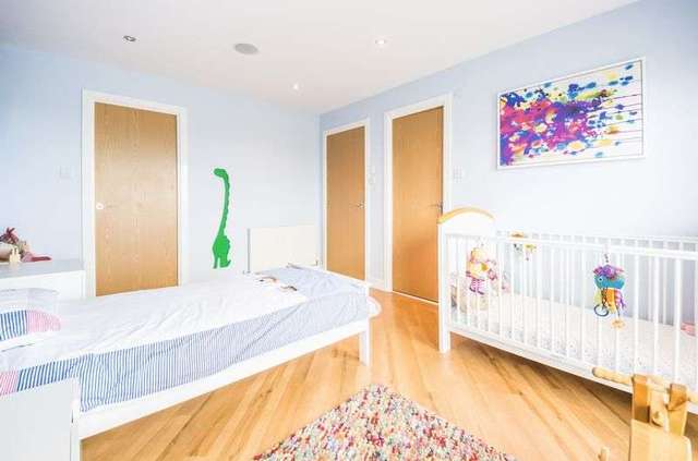  Image of 2 bedroom Flat for sale in Meggetland View Edinburgh EH14 at Meggetland View Craiglockhart Edinburgh, EH14 1XT