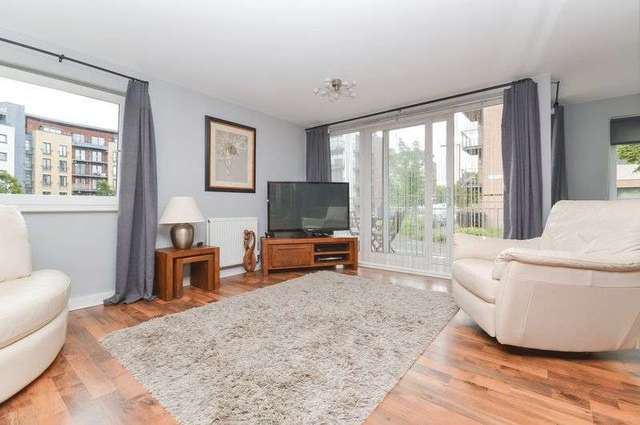  Image of 2 bedroom Flat for sale in East Pilton Farm Crossway Edinburgh EH5 at East Pilton Farm Crossway Fettes Edinburgh, EH5 2QG