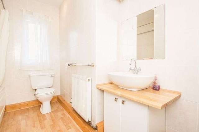  Image of 3 bedroom Flat for sale in West Pilton Lea Edinburgh EH4 at West Pilton Lea West Pilton Edinburgh, EH4 4ES