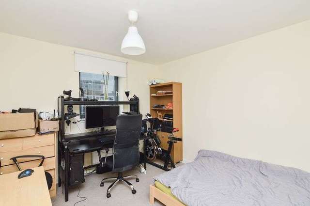  Image of 2 bedroom Flat for sale in Papermill Wynd Edinburgh EH7 at Papermill Wynd Bellevue Edinburgh, EH7 4GJ
