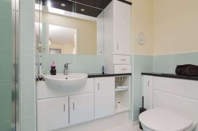  Image of 2 bedroom Flat for sale in Papermill Wynd Edinburgh EH7 at Papermill Wynd Bellevue Edinburgh, EH7 4GJ