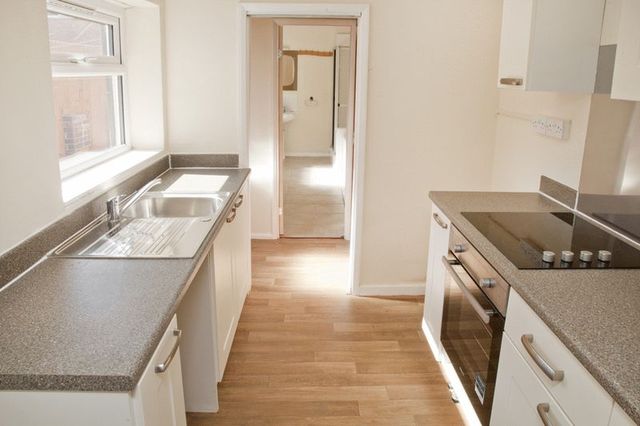  Image of 4 bedroom Detached house to rent in Foster Street Lincoln LN5 at Foster Street  Lincoln, LN5 7QF