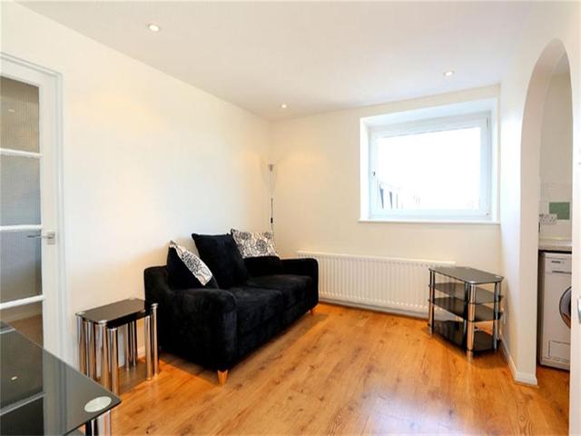  Image of 1 bedroom Flat to rent in Gairn Terrace Aberdeen AB10 at Ferryhill Aberdeen Aberdeen, AB10 6BB