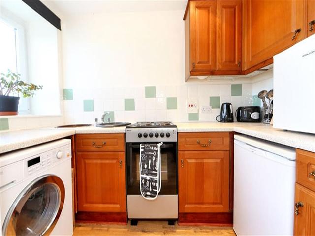  Image of 1 bedroom Flat to rent in Gairn Terrace Aberdeen AB10 at Ferryhill Aberdeen Aberdeen, AB10 6BB