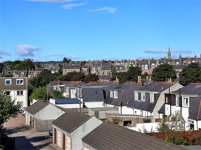  Image of 1 bedroom Flat to rent in Gairn Terrace Aberdeen AB10 at Ferryhill Aberdeen Aberdeen, AB10 6BB