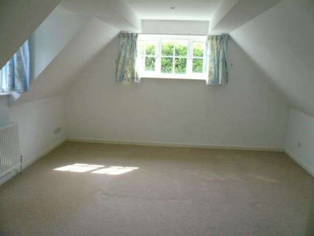 Image of 3 bedroom Detached house to rent in Garlinge Green Road Petham Canterbury CT4 at Garlinge Green Road Petham Canterbury, CT4 5RL