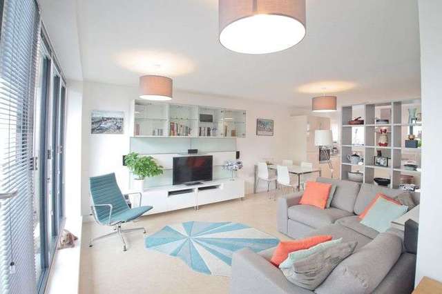  Image of 3 bedroom Flat for sale in Gasworks Lane Bristol BS1 at Gasworks Lane  Bristol, BS1 5AT