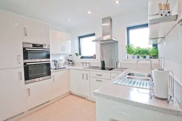  Image of 3 bedroom Flat for sale in Gasworks Lane Bristol BS1 at Gasworks Lane  Bristol, BS1 5AT