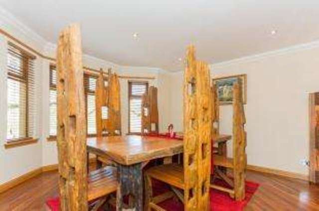  Image of 4 bedroom Detached house for sale in Gillie-Burn Gardens Shotts ML7 at Shotts North Lanarkshire Dykehead, ML7 5BP