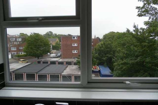  Image of 2 bedroom Flat to rent in Gillman Road Farlington Portsmouth PO6 at Gillman Road Farlington Portsmouth, PO6 1BT