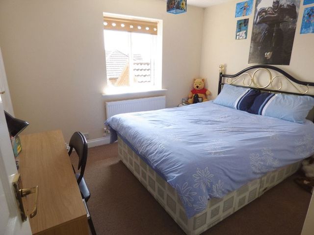  Image of 3 bedroom Detached house for sale in Gilman Close Blunsdon Swindon SN25 at Gilman Close St.Andrews Ridge Swindon, SN25 4GJ