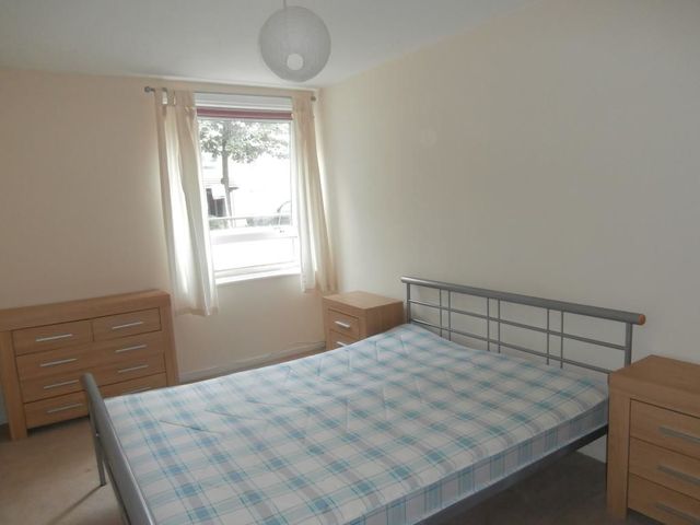  Image of 1 bedroom Flat to rent in Glenbervie Road Grangemouth FK3 at Grangemouth Falkirk Falkirk, FK3 9LE