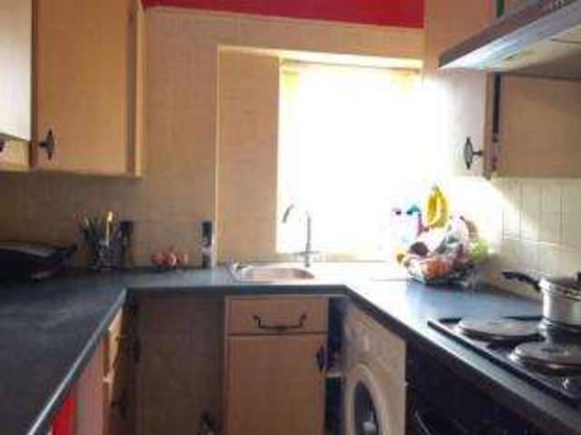  Image of 3 bedroom Flat for sale in Glencroft Road Glasgow G44 at Croftfoot Glasgow Castlemilk, G44 5RE