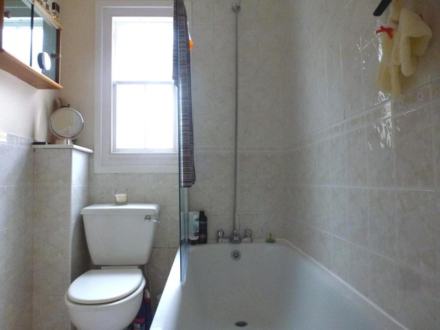  Image of 2 bedroom Detached house to rent in Gloucester Mews Gloucester Road Brighton BN1 at Gloucester Road  Brighton, BN1 4BW