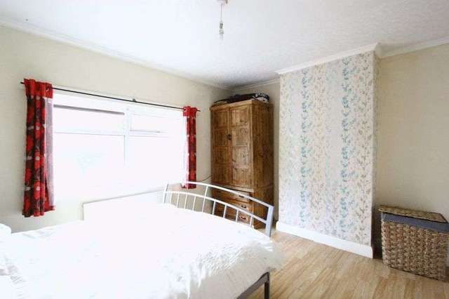  Image of 3 bedroom Terraced house for sale in Goddard Avenue Hull HU5 at Goddard Avenue  Hull, HU5 2AW