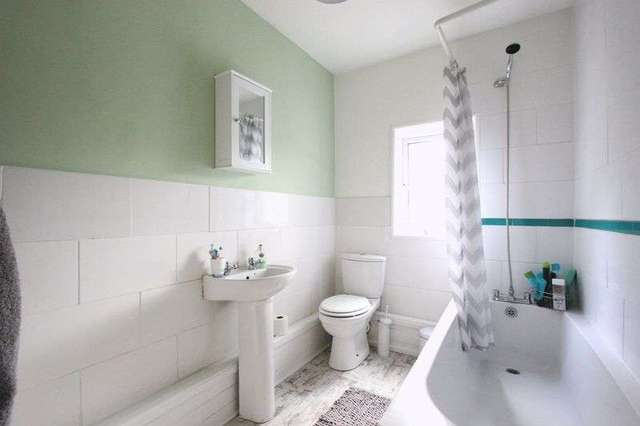  Image of 3 bedroom Terraced house for sale in Goddard Avenue Hull HU5 at Goddard Avenue  Hull, HU5 2AW