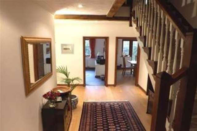  Image of 5 bedroom Detached house to rent in Crossways Road Grayshott Hindhead GU26 at Hindhead, GU26 6HG
