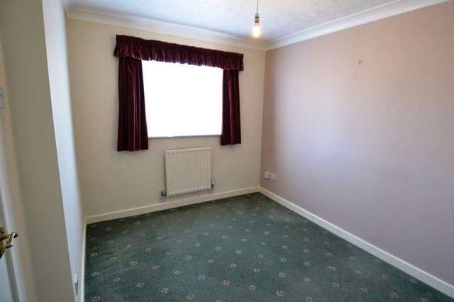  Image of 3 bedroom Property to rent in Green Park Road Bromsgrove B60 at Green Park Road Bromsgrove Bromsgrove, B60 2RD