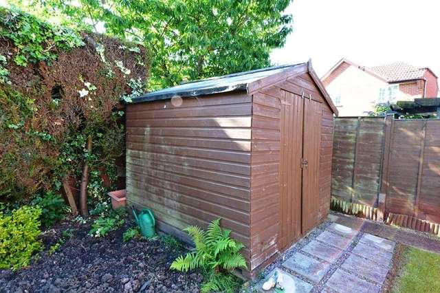  Image of 3 bedroom Property to rent in Green Park Road Bromsgrove B60 at Green Park Road Bromsgrove Bromsgrove, B60 2RD