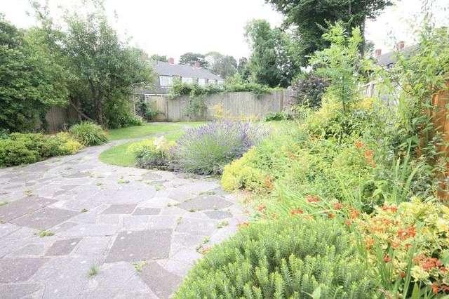  Image of 4 bedroom Property to rent in Greenlands Way Henbury Bristol BS10 at Greenlands Way Henbury Bristol, BS10 7PR
