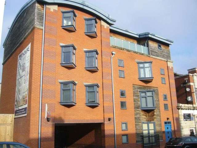  Image of 1 bedroom Flat to rent in Grosvenor Street West Edgbaston Birmingham B16 at Grosvenor Street West  Birmingham, B16 8HJ