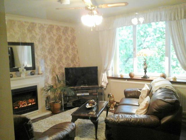  Image of 2 bedroom Flat for sale in Grove Street Retford DN22 at Retford, DN22 6LE