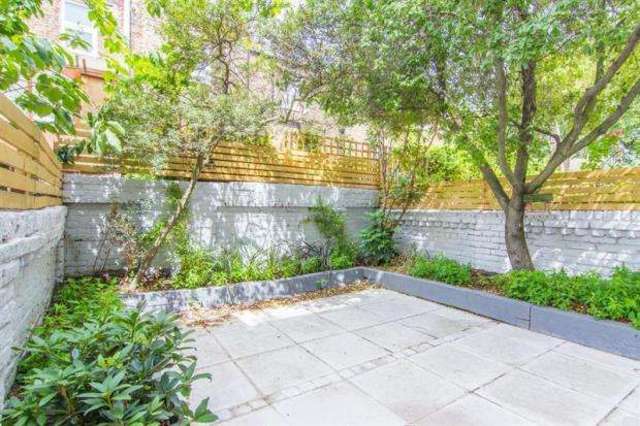  Image of 2 bedroom Flat for sale in Halford Road London SW6 at London  Fulham Broadway, SW6 1JT