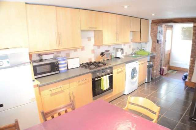  Image of 2 bedroom Barn Conversion to rent in Aylesbeare Aylesbeare Exeter EX5 at Village Way Aylesbeare Exeter, EX5 2FD