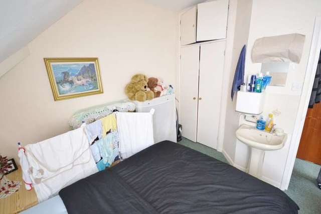  Image of 1 bedroom Flat to rent in Hampden Terrace Latimer Road Eastbourne BN22 at 11 Hampden Terrace  Eastbourne, BN22 7BL