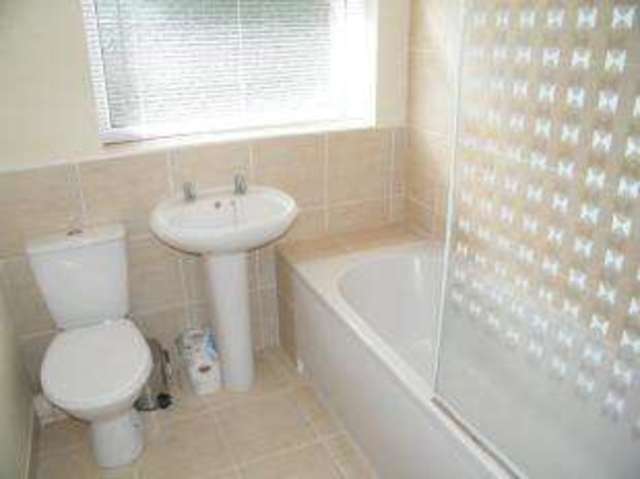  Image of 2 bedroom Flat for sale in Freshwater Drive Hamworthy Poole BH15 at Poole Dorset Poole, BH15 4JF