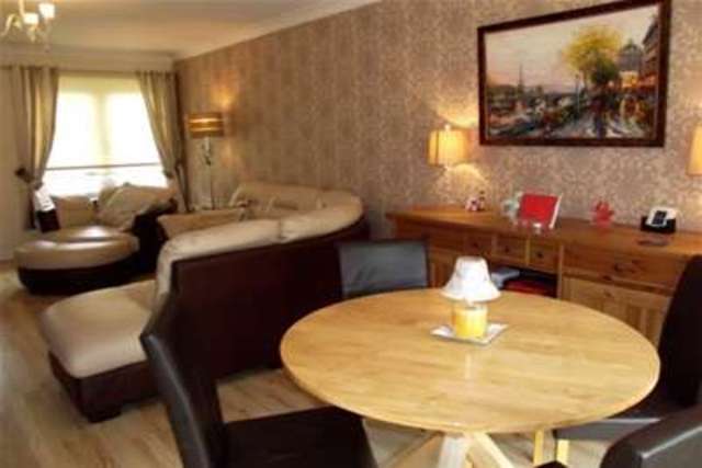  Image of 3 bedroom Detached house to rent in Hardridge Road Glasgow G52 at Glasgow, G52 1RJ