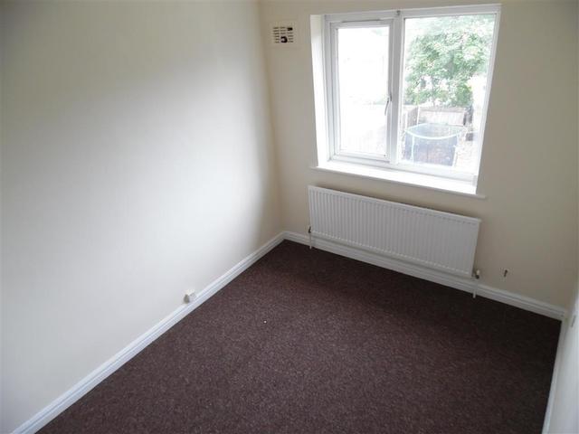  Image of 3 bedroom Detached house to rent in Harvington Road Selly Oak Birmingham B29 at Harvington Road  BIRMINGHAM, B29 5EQ