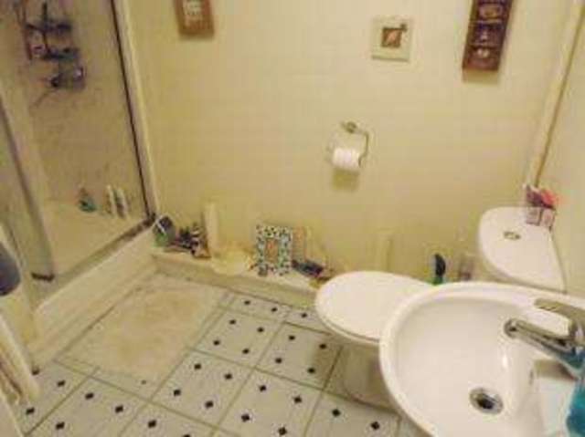  Image of 1 bedroom Maisonette for sale in Harwoods Road Watford WD18 at Watford Hertfordshire Watford, WD18 7RN